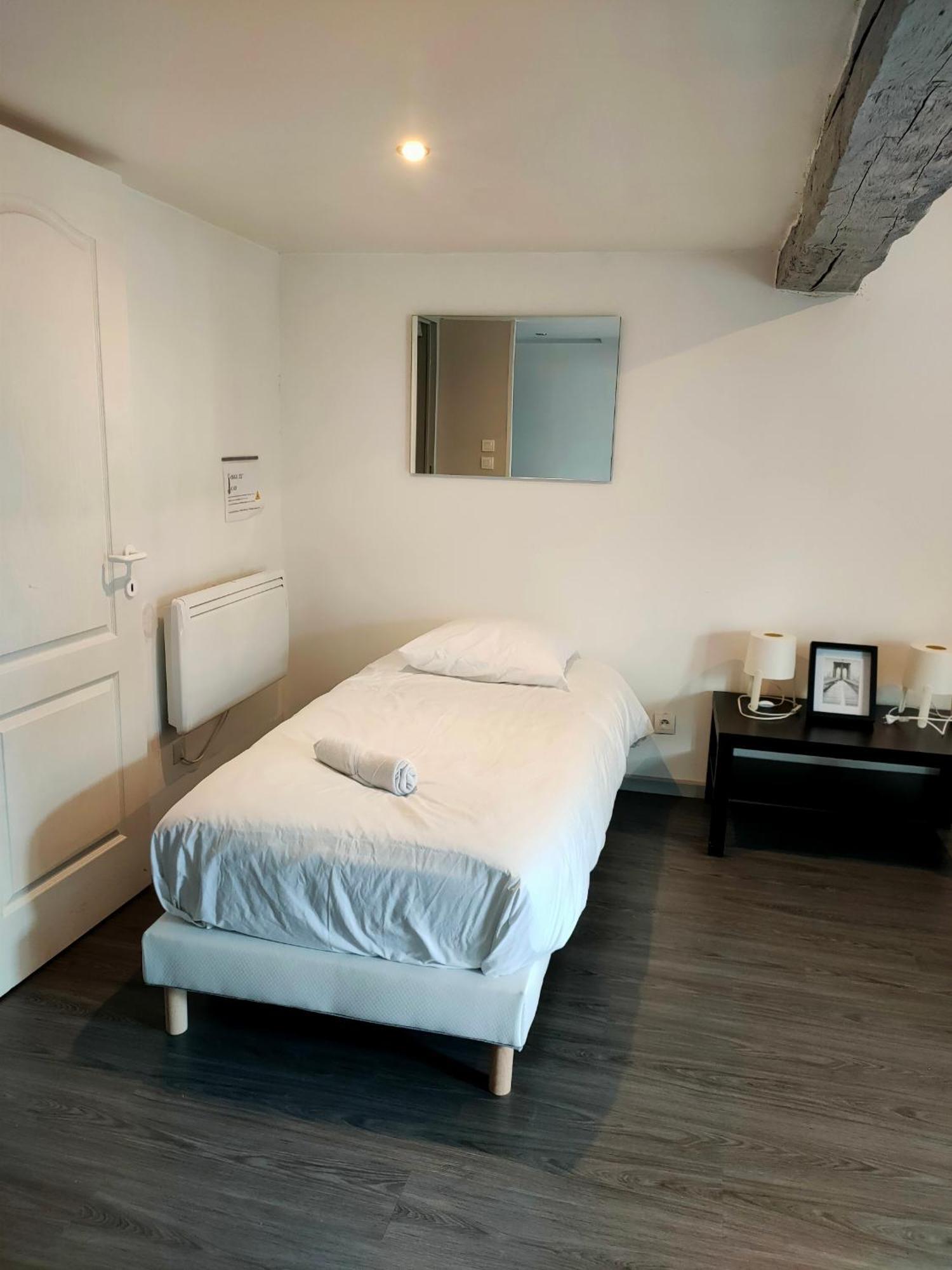 Gite Le Rempart - 3 Etoiles - 6 Personnes - Mouzon  외부 사진
